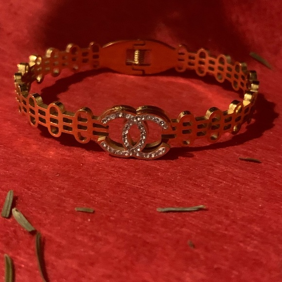 Excellent condition - Picture 2 of 2